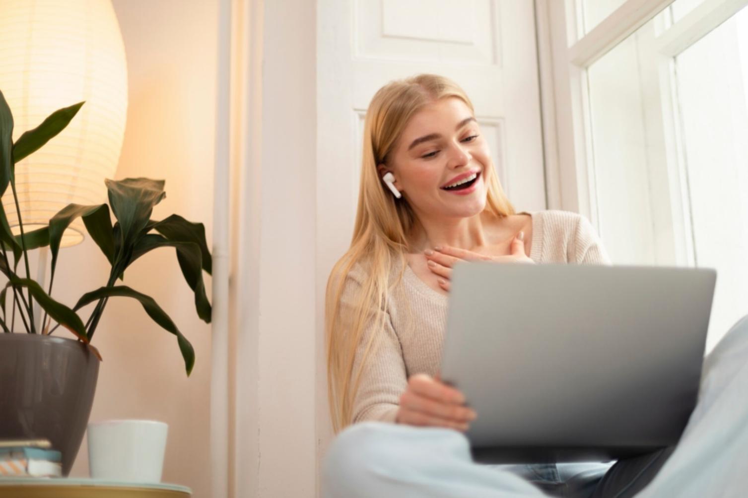 Professionnels en réunion de travail collaboratif